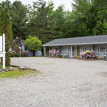 Merrybell Motel Lincolnville Exterior photo